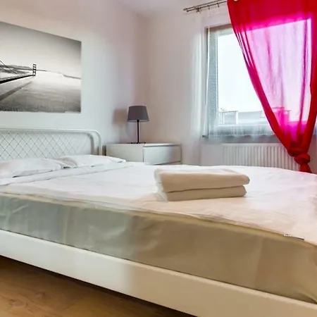 Appartamento Bluebird City Center *